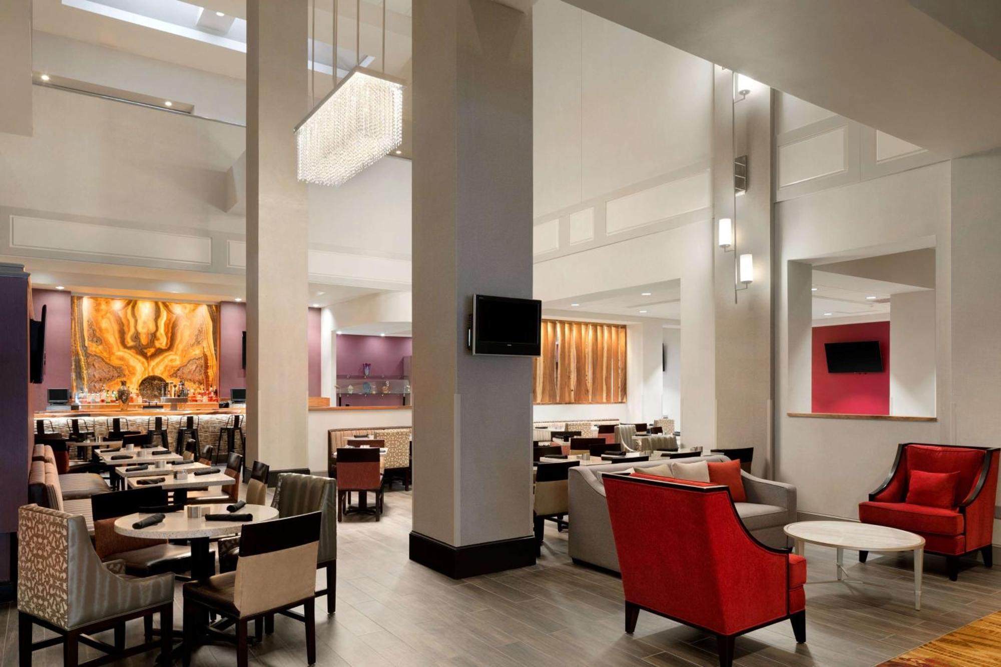 Hilton Fort Wayne At The Grand Wayne Convention Center (Adults Only) Luaran gambar