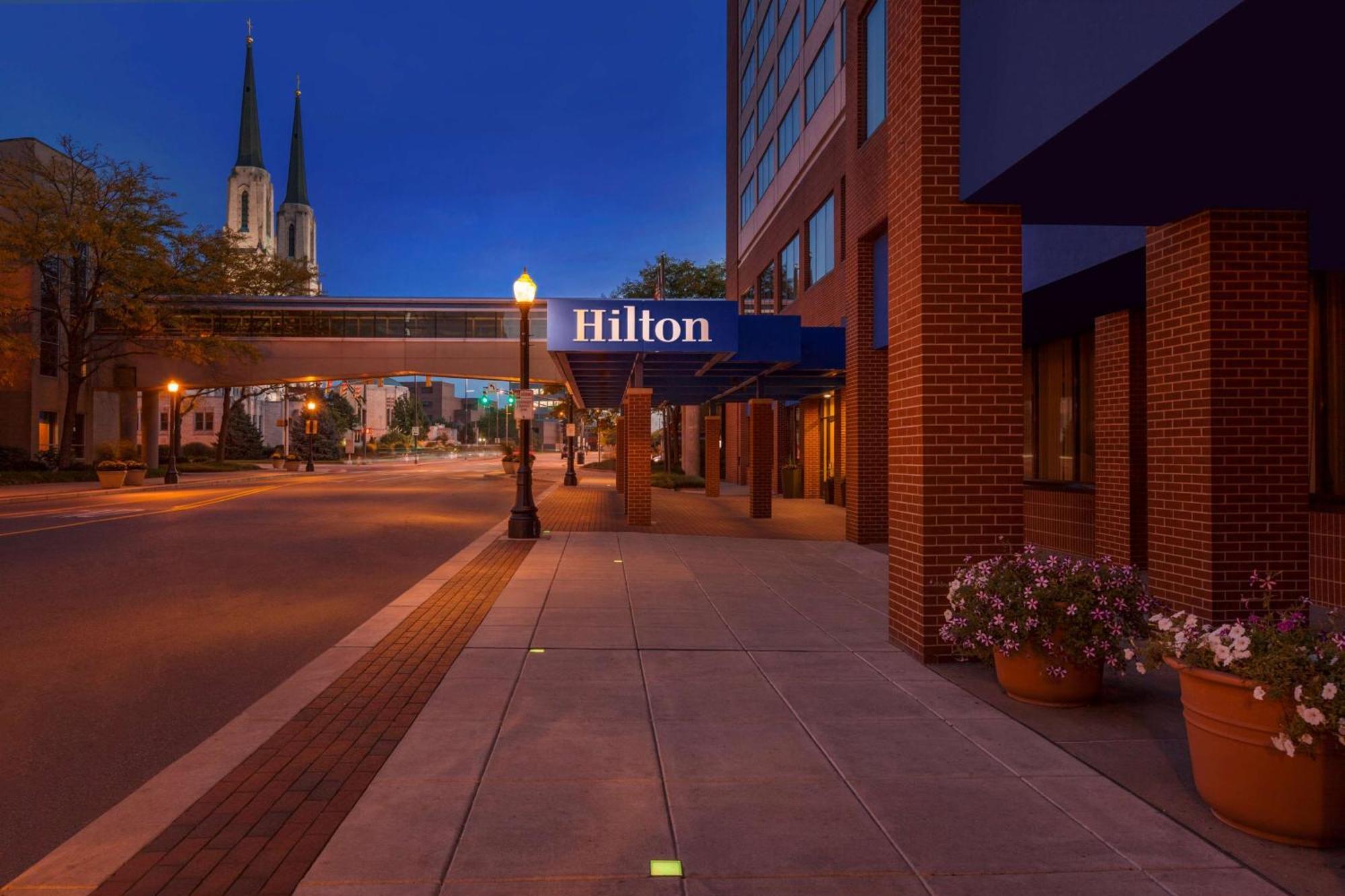 Hilton Fort Wayne At The Grand Wayne Convention Center (Adults Only) Luaran gambar