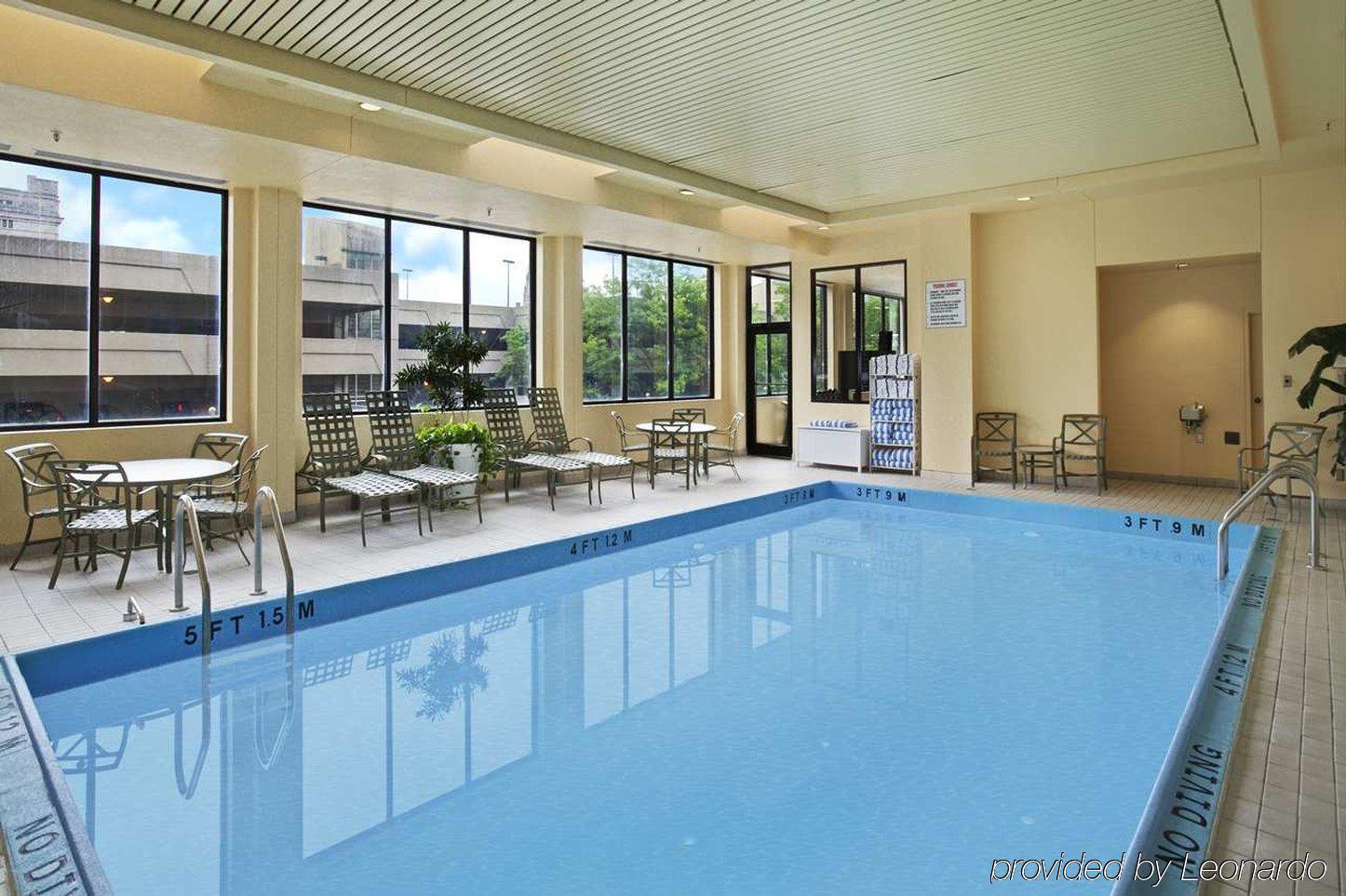 Hilton Fort Wayne At The Grand Wayne Convention Center (Adults Only) Kemudahan gambar