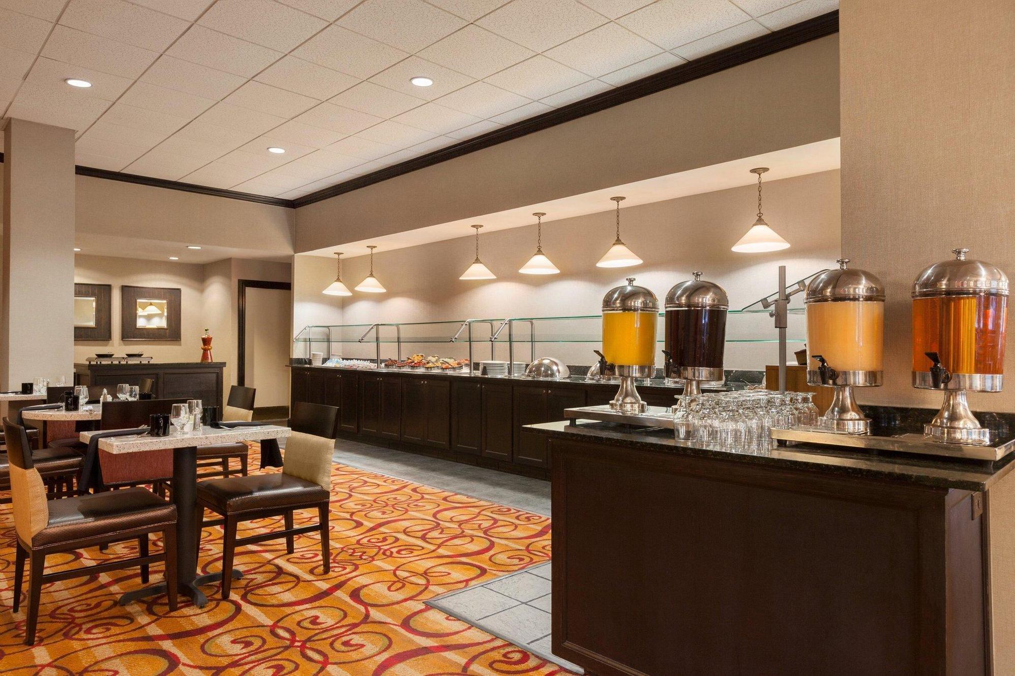 Hilton Fort Wayne At The Grand Wayne Convention Center (Adults Only) Luaran gambar