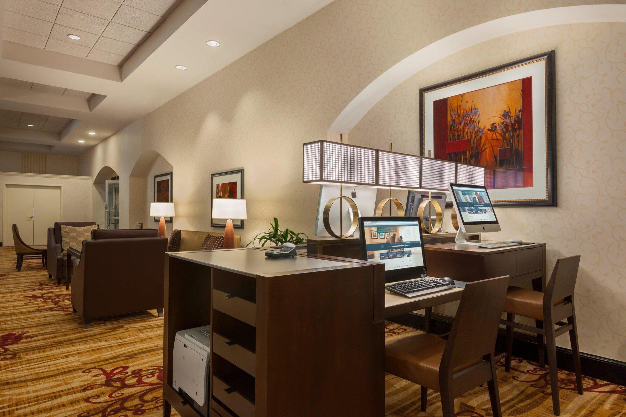 Hilton Fort Wayne At The Grand Wayne Convention Center (Adults Only) Luaran gambar
